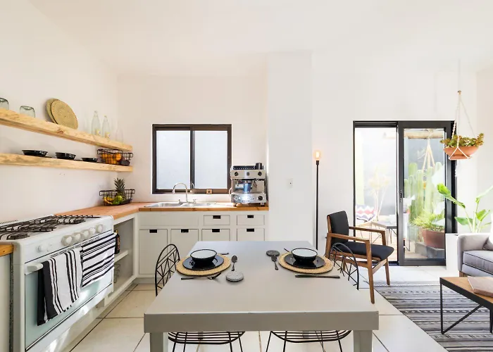 Outsite Cabos - Entire 4-bedroom Holiday home San Jose del Cabo